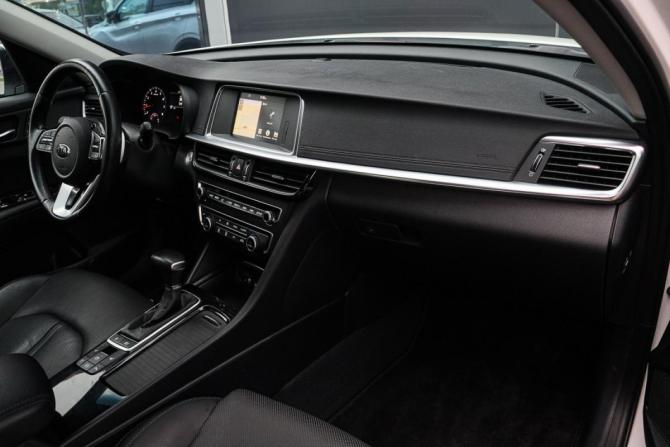 Kia Optima IV Рестайлинг с пробегом 2020 года, цена 2 720 000 рублей, 34857 км, седан, Автокод Объявления