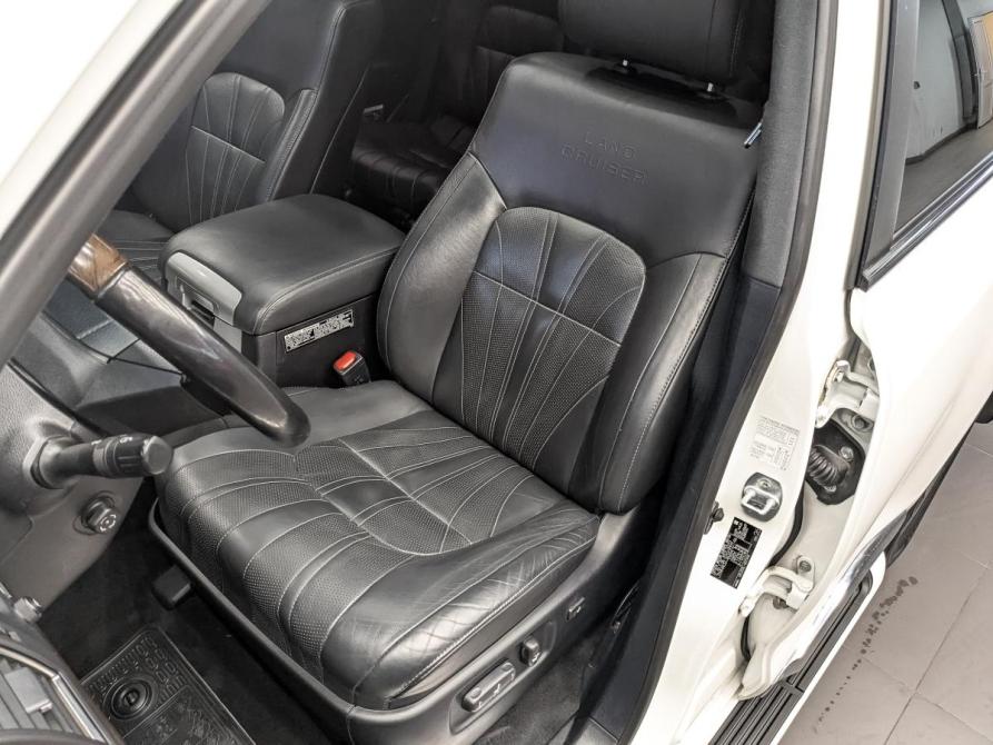 Toyota Land Cruiser 200 Series Рестайлинг 2 Москва  - изображение 20