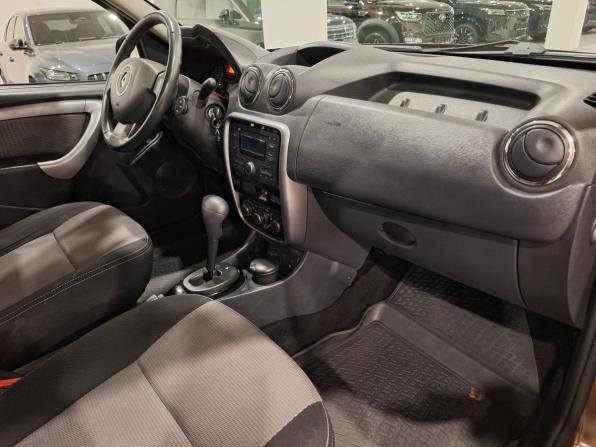 Renault Duster I с пробегом 2012 года, цена 878 000 рублей, 102838 км, внедорожник, Автокод Объявления