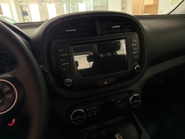 Kia Soul III с пробегом 2022 года, цена 2 720 000 рублей, 10 км, хэтчбек, Автокод Объявления