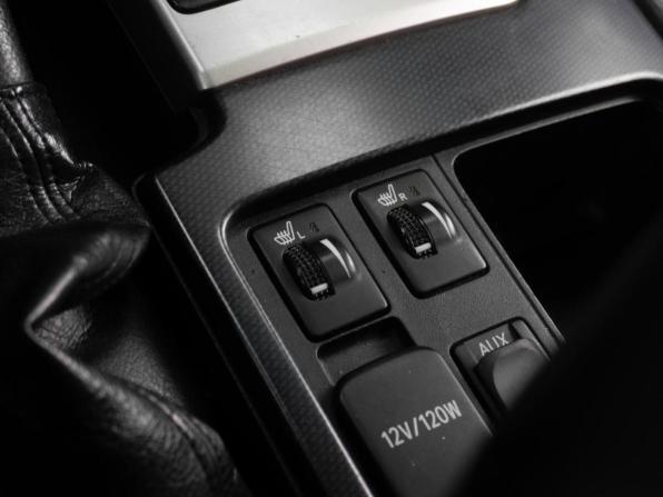 Toyota Land Cruiser Prado 150 Series с пробегом 2011 года, цена 3 299 000 рублей, 199176 км, внедорожник, Автокод Объявления