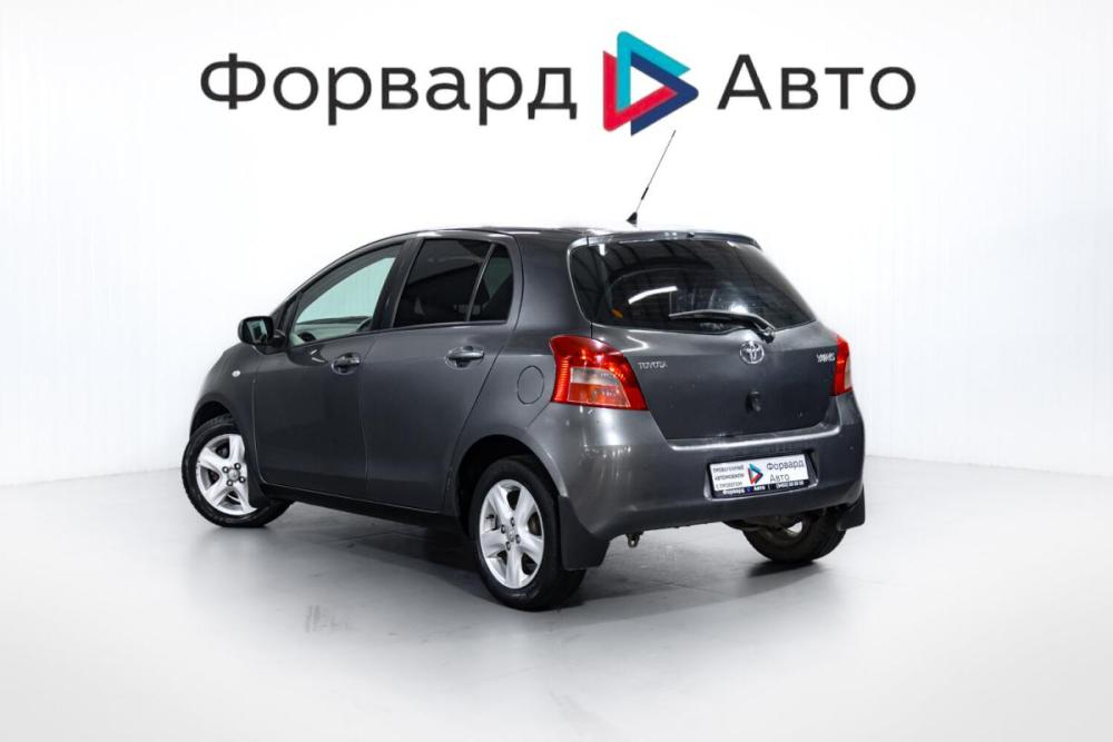 Toyota Yaris II Тюмень  - изображение 6