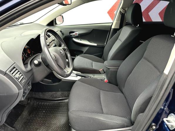 Toyota Corolla X (E140 E150) Рестайлинг с пробегом 2012 года, цена 1 450 000 рублей, 25006 км, седан, Автокод Объявления