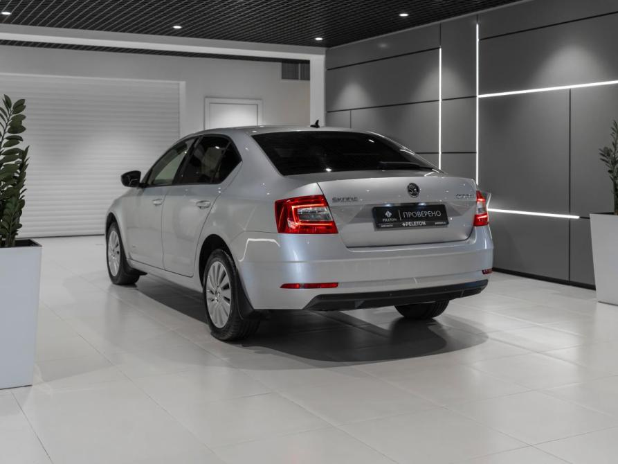 Skoda Octavia III (A7) Москва  - изображение 4