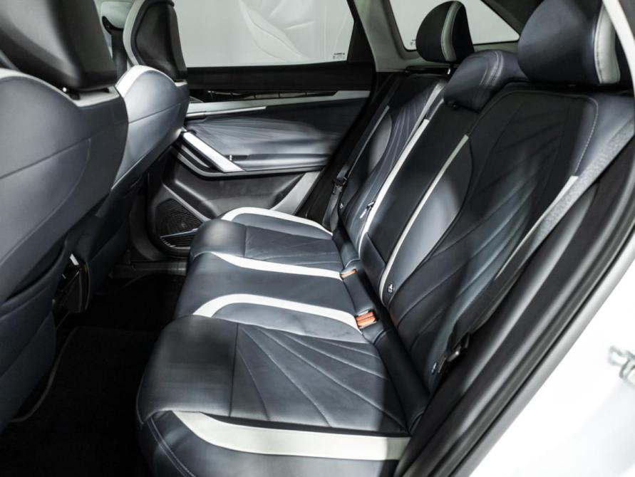 Geely Atlas II Санкт-Петербург  - изображение 11