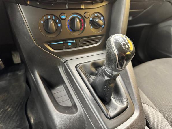 Ford Focus III с пробегом 2012 года, цена 569 000 рублей, 163230 км, седан, Автокод Объявления