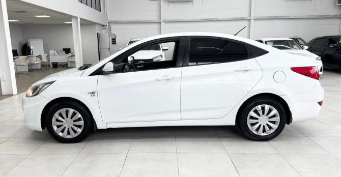 Hyundai Solaris I с пробегом 2011 года, цена 639 000 рублей, 283500 км, седан, Автокод Объявления