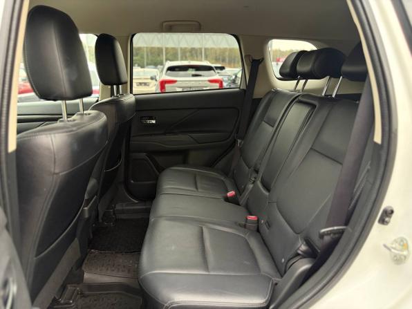 Mitsubishi Outlander III Рестайлинг 2 с пробегом 2017 года, цена 1 825 000 рублей, 123994 км, внедорожник, Автокод Объявления