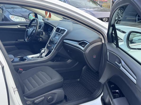 Ford Mondeo V с пробегом 2017 года, цена 1 699 000 рублей, 114682 км, седан, Автокод Объявления