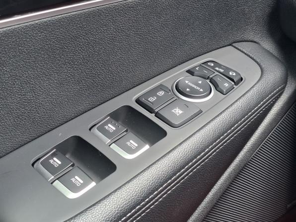 Kia Sorento III Prime Рестайлинг с пробегом 2019 года, цена 2 220 000 рублей, 179908 км, внедорожник, Автокод Объявления
