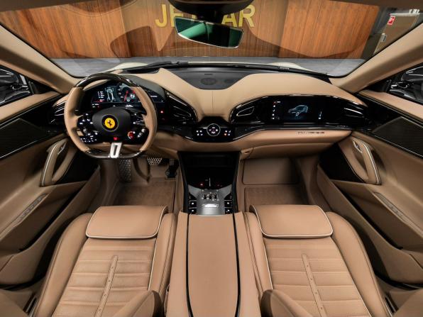 Ferrari Purosangue с пробегом 2023 года, цена 54 000 000 рублей, 14245 км, внедорожник, Автокод Объявления