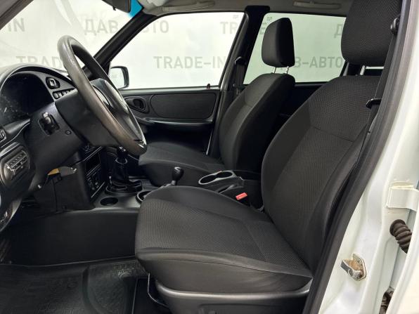 Chevrolet Niva I Рестайлинг с пробегом 2019 года, цена 745 000 рублей, 93000 км, внедорожник, Автокод Объявления