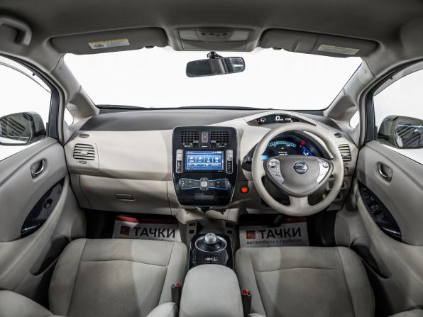 Nissan Leaf I (ZE0/AZE0) с пробегом 2011 года, цена 592 000 рублей, 121954 км, хэтчбек, Автокод Объявления