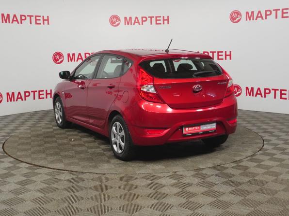 Hyundai Solaris I с пробегом 2014 года, цена 878 000 рублей, 131699 км, хэтчбек, Автокод Объявления
