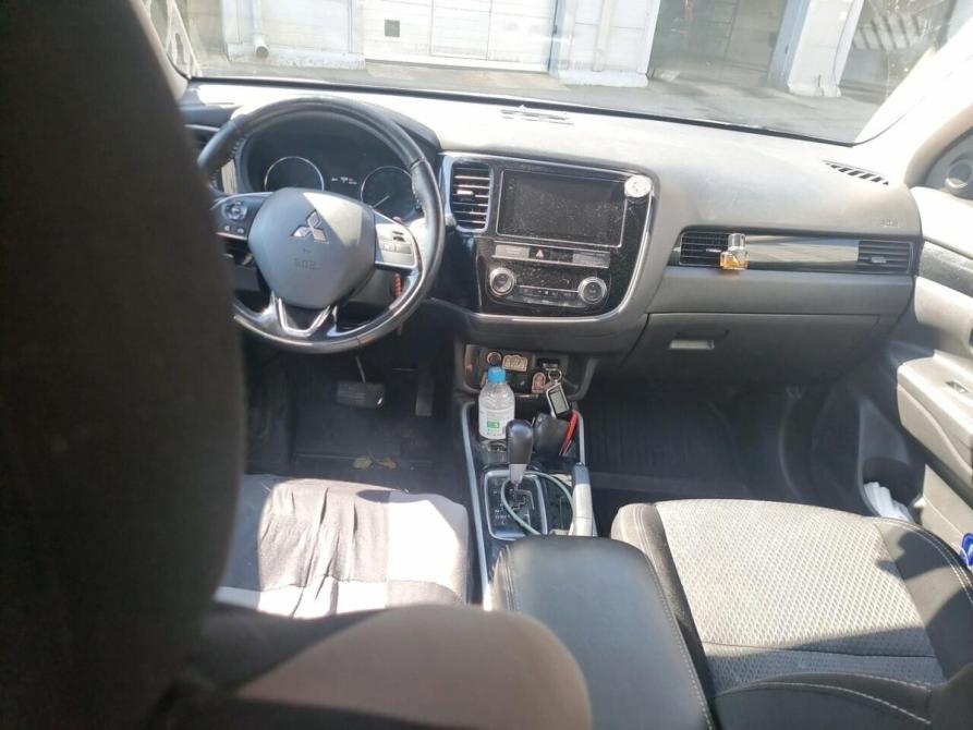 Mitsubishi Outlander III Рестайлинг 3 Санкт-Петербург  - изображение 9