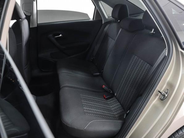 Volkswagen Polo V Рестайлинг с пробегом 2016 года, цена 1 299 000 рублей, 88544 км, седан, Автокод Объявления
