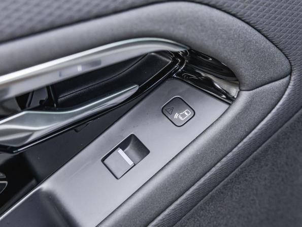 Land Rover Range Rover Evoque II с пробегом 2020 года, цена 3 798 000 рублей, 54880 км, внедорожник, Автокод Объявления