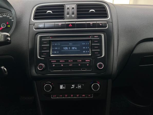Volkswagen Polo V с пробегом 2012 года, цена 730 000 рублей, 248300 км, седан, Автокод Объявления