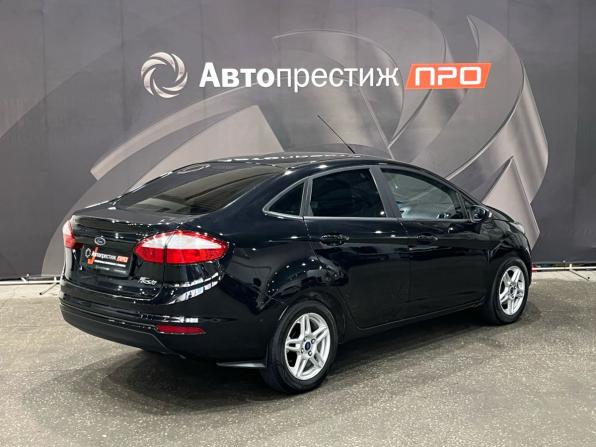 Ford Fiesta Mk6 Рестайлинг с пробегом 2015 года, цена 625 000 рублей, 120072 км, седан, Автокод Объявления
