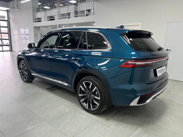 Geely Monjaro I с пробегом 2023 года, цена 2 999 000 рублей, 68000 км, внедорожник, Автокод Объявления