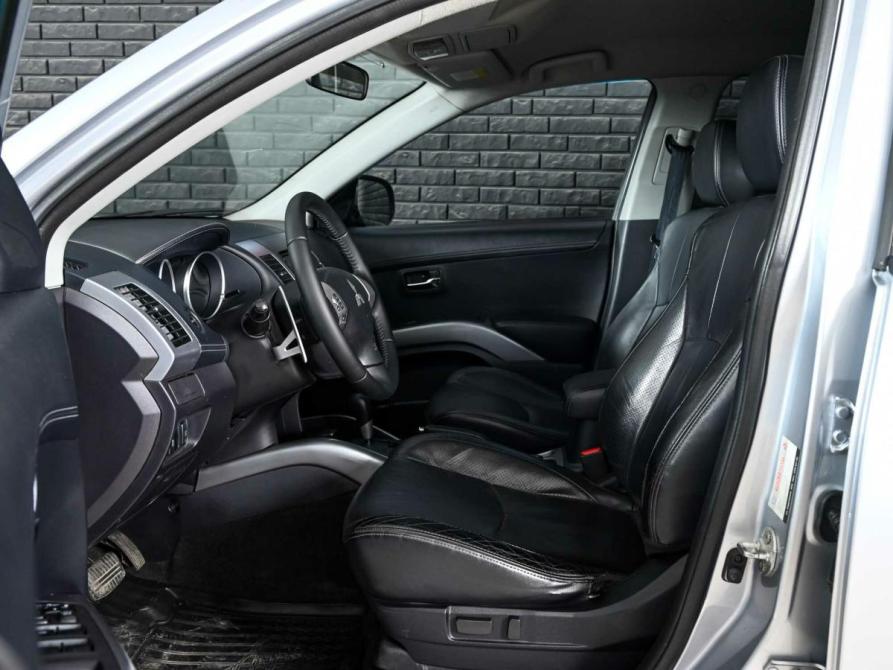 Mitsubishi Outlander II Рестайлинг Екатеринбург  - изображение 8