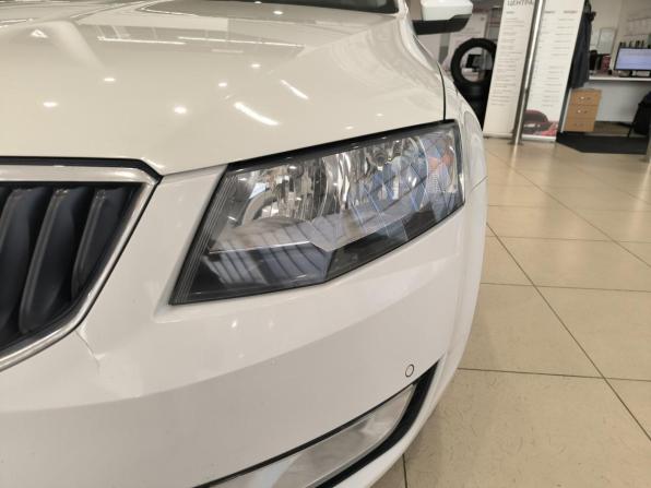 Skoda Octavia III (A7) с пробегом 2015 года, цена 1 280 000 рублей, 151790 км, лифтбек, Автокод Объявления