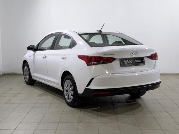 Hyundai Solaris II Рестайлинг с пробегом 2022 года, цена 1 495 000 рублей, 148631 км, седан, Автокод Объявления