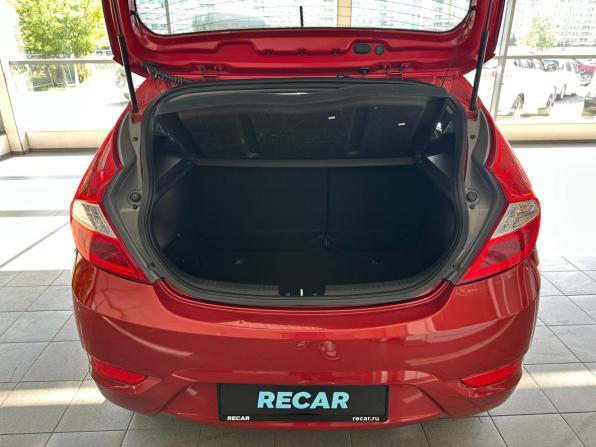 Hyundai Solaris I с пробегом 2012 года, цена 1 040 000 рублей, 37005 км, хэтчбек, Автокод Объявления