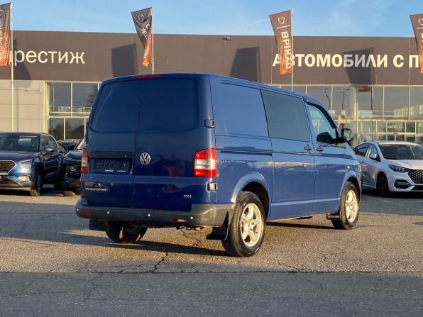 Volkswagen Transporter T5 Рестайлинг с пробегом 2012 года, цена 1 179 000 рублей, 416342 км, минивэн, Автокод Объявления