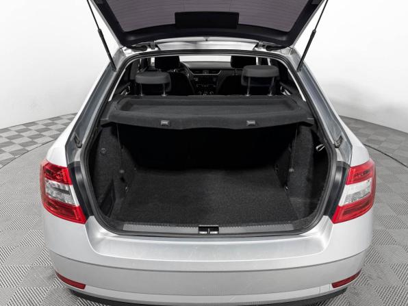 Skoda Octavia III (A7) Рестайлинг с пробегом 2017 года, цена 1 490 000 рублей, 127104 км, лифтбек, Автокод Объявления