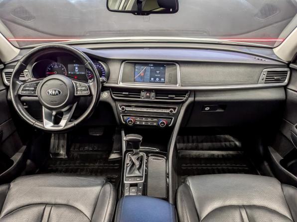 Kia Optima IV Рестайлинг с пробегом 2019 года, цена 2 060 000 рублей, 111354 км, седан, Автокод Объявления