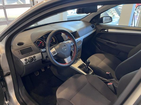 Opel Astra H Рестайлинг с пробегом 2009 года, цена 266 000 рублей, 257630 км, хэтчбек, Автокод Объявления