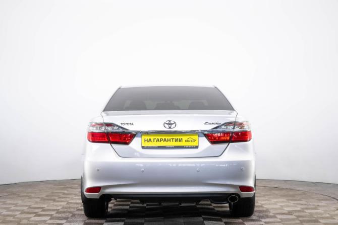 Toyota Camry VII (XV50) Рестайлинг с пробегом 2015 года, цена 2 399 000 рублей, 178785 км, седан, Автокод Объявления