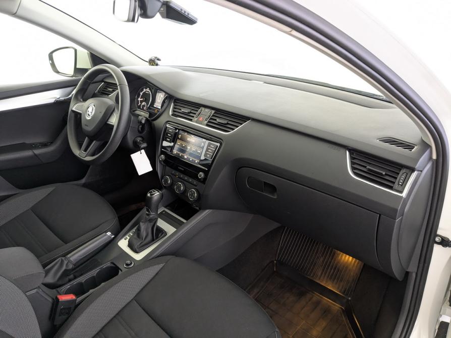 Skoda Octavia III (A7) Рестайлинг Москва  - изображение 11