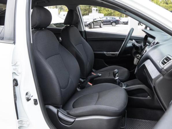 Kia Rio III Рестайлинг с пробегом 2016 года, цена 867 500 рублей, 121439 км, седан, Автокод Объявления
