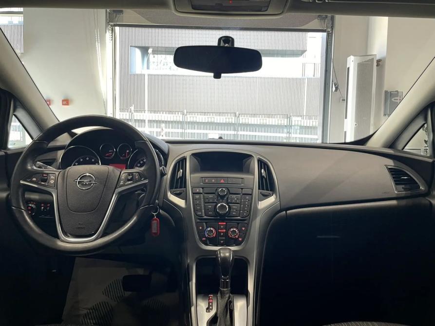 Opel Astra J Рестайлинг Москва  - изображение 11