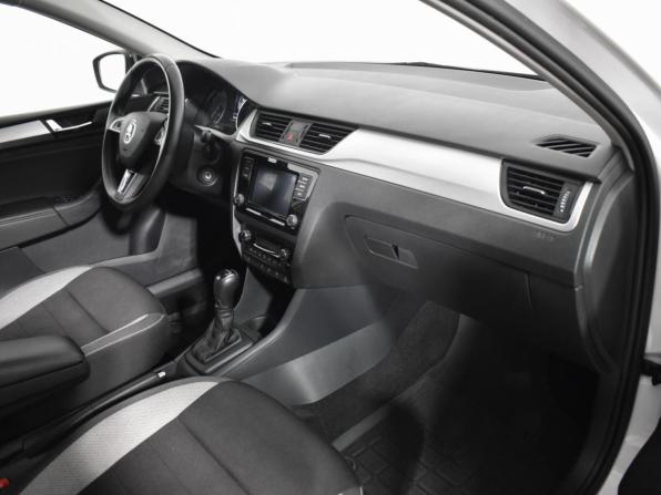 Skoda Rapid I Рестайлинг с пробегом 2019 года, цена 1 293 000 рублей, 103242 км, лифтбек, Автокод Объявления