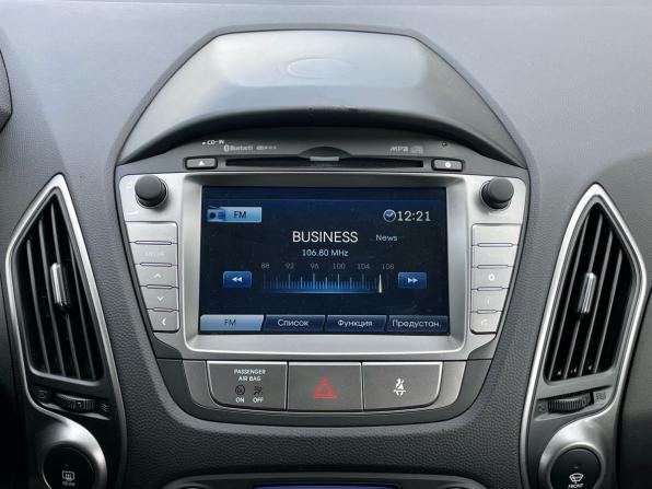 Hyundai ix35 I Рестайлинг с пробегом 2013 года, цена 1 430 000 рублей, 110969 км, внедорожник, Автокод Объявления