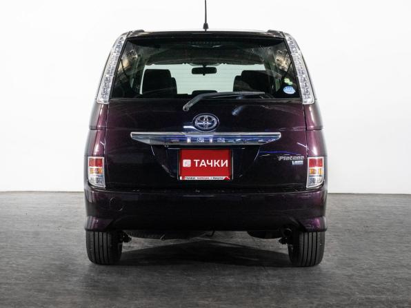 Toyota ISis I Рестайлинг с пробегом 2013 года, цена 1 350 000 рублей, 77884 км, компактвэн, Автокод Объявления