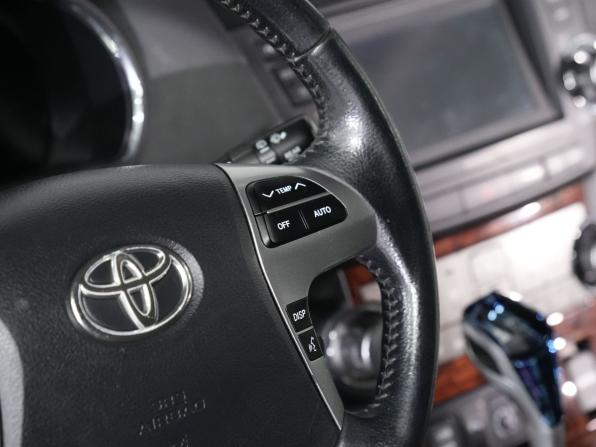 Toyota Highlander II (XU40) Рестайлинг с пробегом 2011 года, цена 1 820 000 рублей, 283424 км, внедорожник, Автокод Объявления