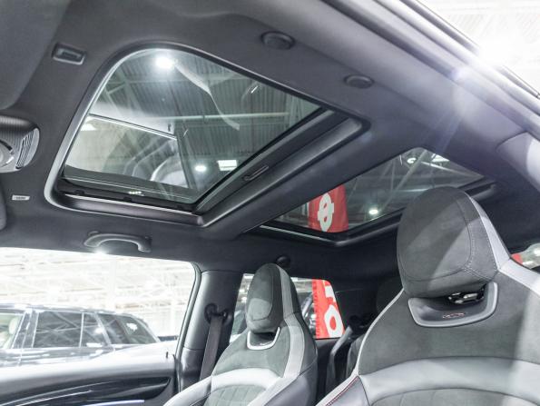 Mini Hatch III (F55/F56) Рестайлинг 2 с пробегом 2021 года, цена 3 299 700 рублей, 79207 км, хэтчбек, Автокод Объявления