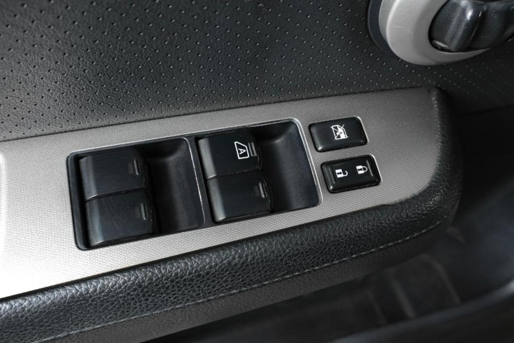 Nissan Tiida I Тюмень  - изображение 19