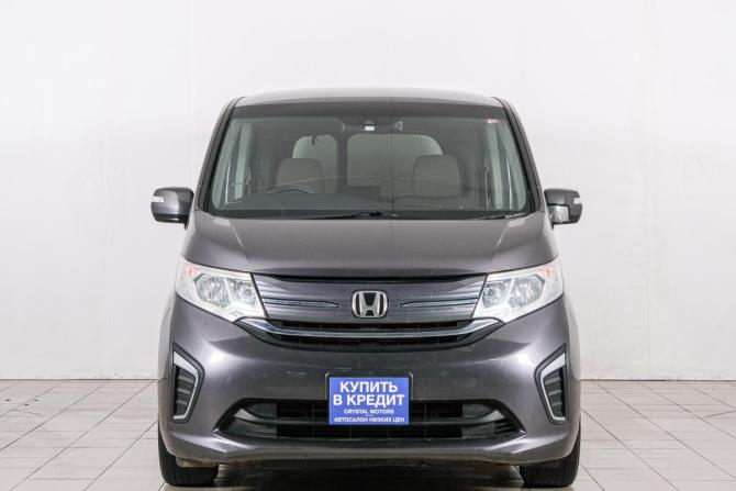 Honda Stepwgn V Рестайлинг с пробегом 2021 года, цена 2 579 000 рублей, 82000 км, минивэн, Автокод Объявления