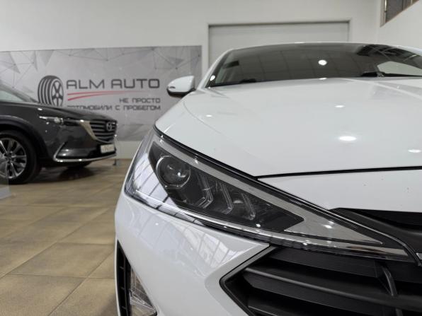 Hyundai Elantra VI (AD) Рестайлинг с пробегом 2019 года, цена 1 800 000 рублей, 67419 км, седан, Автокод Объявления