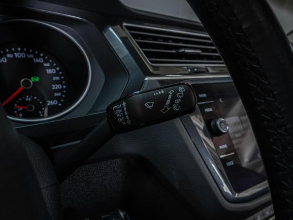 Volkswagen Tiguan II с пробегом 2019 года, цена 2 299 000 рублей, 90246 км, внедорожник, Автокод Объявления