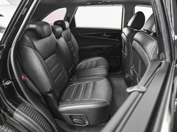 Kia Sorento III Prime Рестайлинг с пробегом 2018 года, цена 3 090 111 рублей, 78052 км, внедорожник, Автокод Объявления