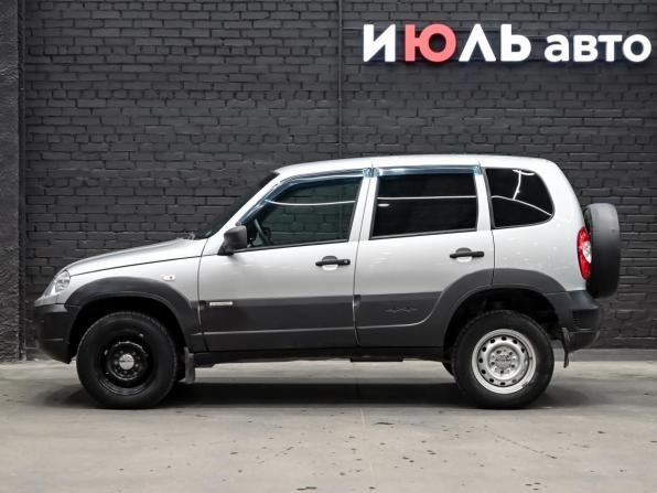 Chevrolet Niva I Рестайлинг с пробегом 2017 года, цена 775 000 рублей, 104209 км, внедорожник, Автокод Объявления