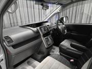 Toyota Voxy II (R70) Красноярск  - изображение 32