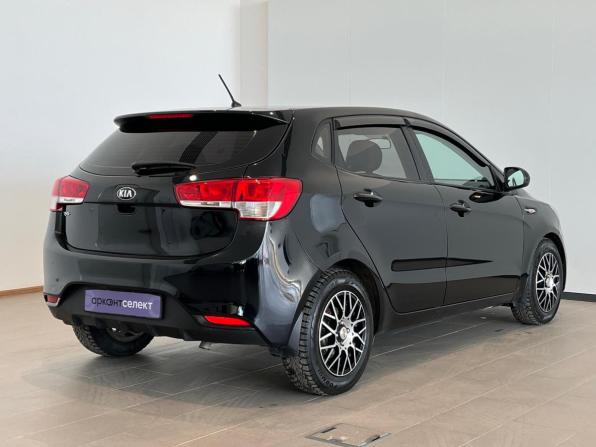 Kia Rio III Рестайлинг с пробегом 2016 года, цена 1 099 000 рублей, 95440 км, хэтчбек, Автокод Объявления