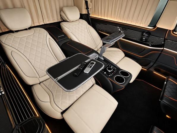 Mercedes-Benz V-Класс III (W447) Рестайлинг с пробегом 2023 года, цена 8 600 000 рублей, 14071 км, минивэн, Автокод Объявления